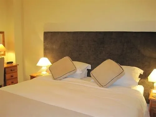 The Nags Head Residential Country Inn & Restaurant Pickhil Hotel